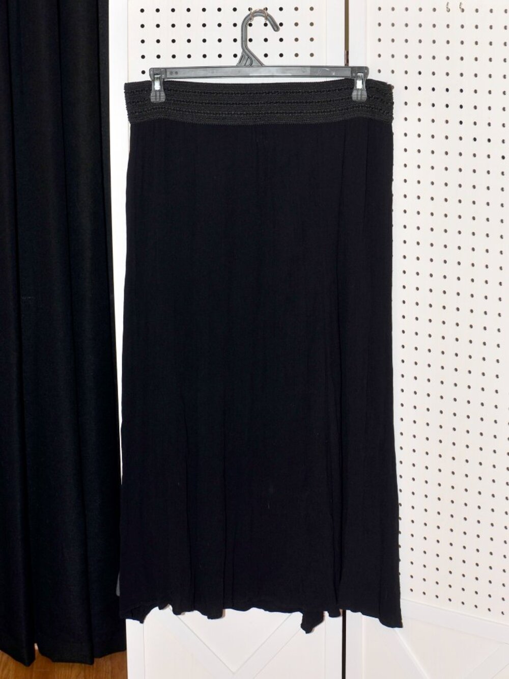 Plus Size 2X I.N. Studio Woman Black Smocked Waist Crinkle Long Maxi Skirt